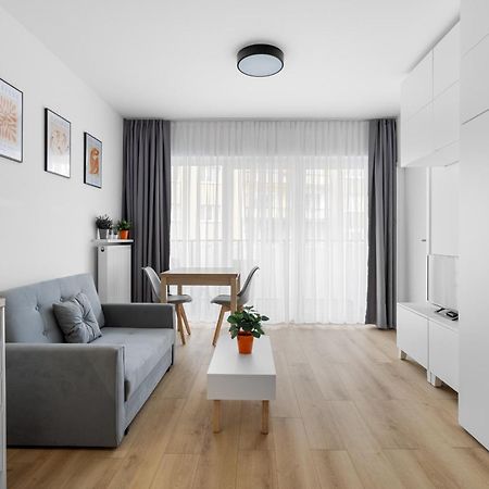 Nowoczesne I Eleganckie Apartamenty Very Berry W Poznaniu By Noclegi Renters Bagian luar foto